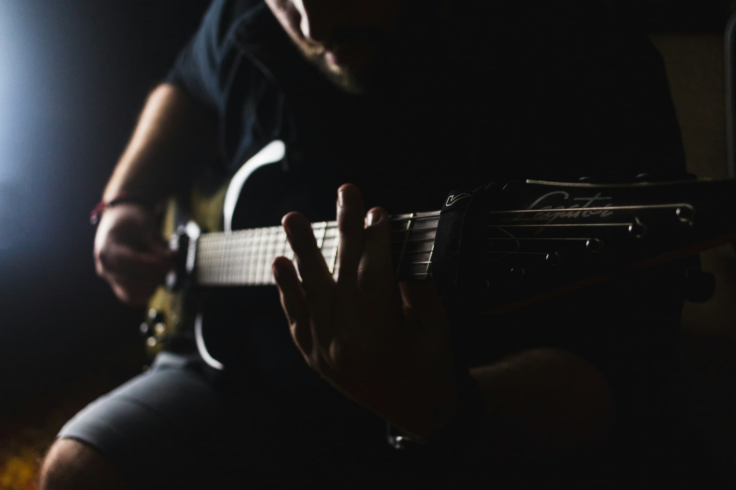 Thumbnail for Neil Giraldo
